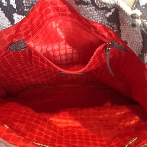 -Kate Spade Snake Print Tote 👜 - Picture 6 of 7